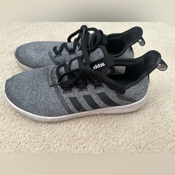 Adidas Womens Qt Racer Workout Casual Running Shoes Gray 8.5 - Picture 6 of 8